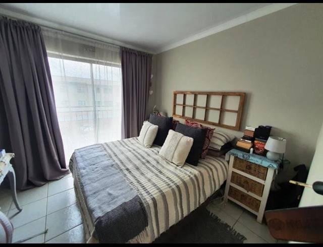 3 BEDROOM TOWNHOUSE FOR SALE IN KENLEAF